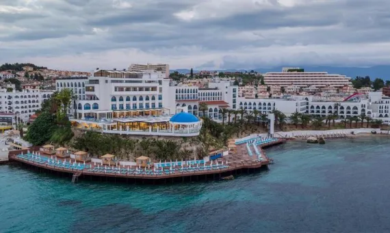 Infinity by Yelken 5* | Kusadasi