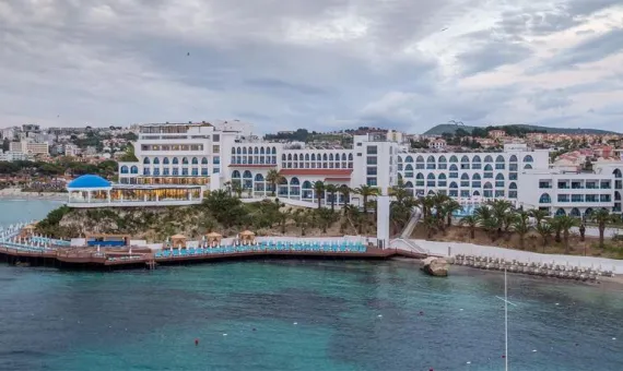 Infinity by Yelken 5* | Kusadasi