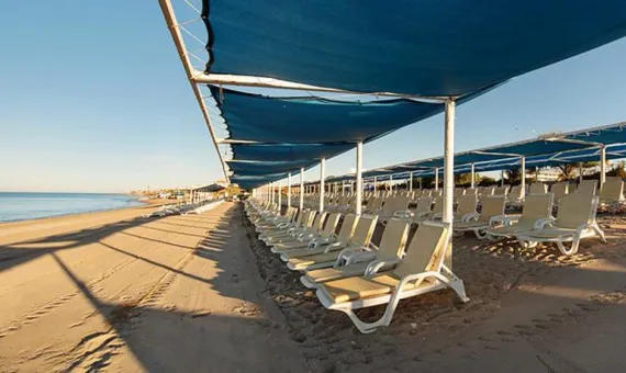 CRYSTAL ADMIRAL RESORT SUITES &amp; SPA 5* | Side