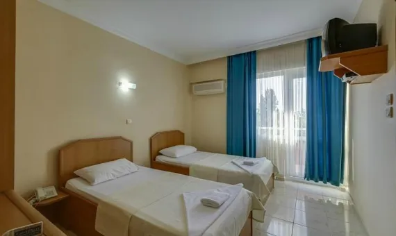 Grand Nett Beach Hotel 2*