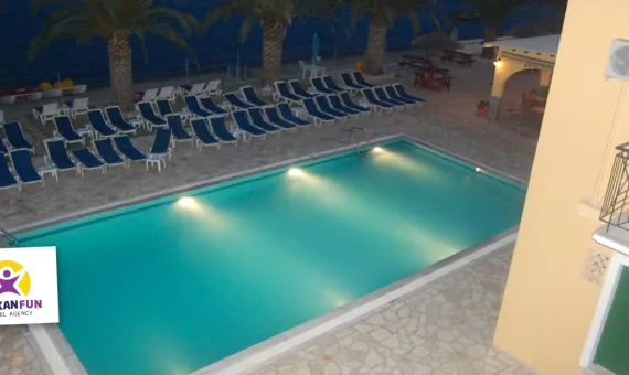 HOTEL LEMON GROVE 2*