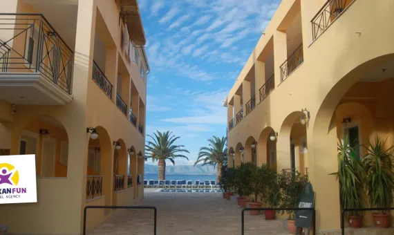 HOTEL LEMON GROVE 2*