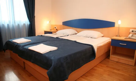 Hotel Regina Elena 3*