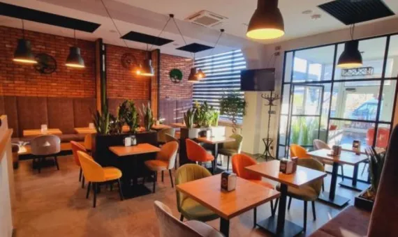 Krakov Hotel  Zakliki