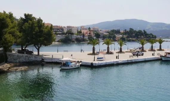 Neos Marmaras Sitonija treći prst Halkidikija letovalište