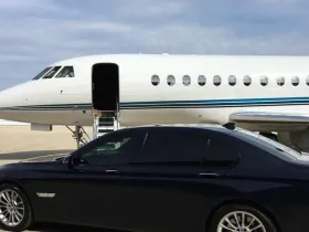 Luksuzni avion i automobil