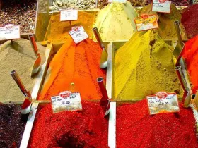 pijaca kušadasi začini cene