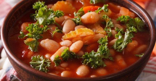 Fasolada grčka supa od pasulja